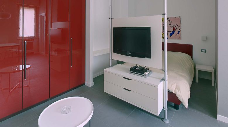 <b>Milan Apartment Rental Room</b>. Images powered by <a href="https://www.leonardoworldwide.com/" title="Leonardo Worldwide" target="_blank">Leonardo</a>.