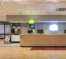 Holiday Inn Runcorn Lobby