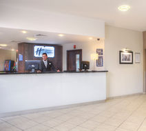 Holiday Inn Express City Ctr Theatreland Lobby