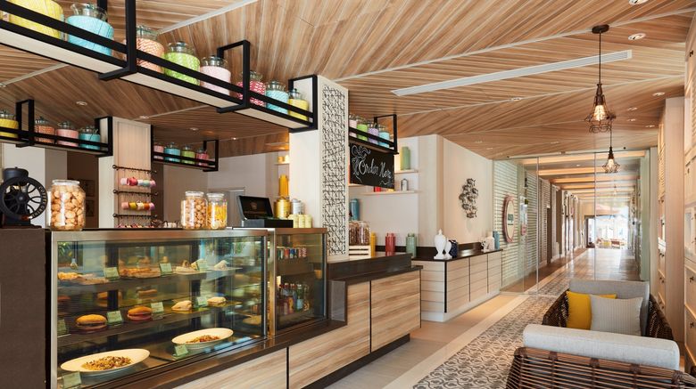 <b>Amari Koh Samui Restaurant</b>. Images powered by <a href="https://www.leonardoworldwide.com/" title="Leonardo Worldwide" target="_blank">Leonardo</a>.