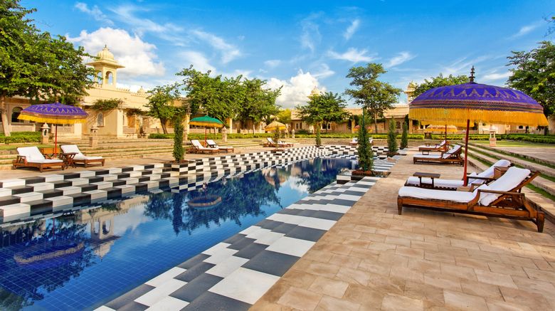 <b>Oberoi Udaivilas Pool</b>. Images powered by <a href="https://www.leonardoworldwide.com/" title="Leonardo Worldwide" target="_blank">Leonardo</a>.