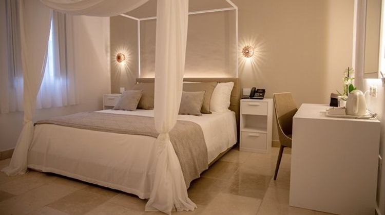 Monun Hotel Room