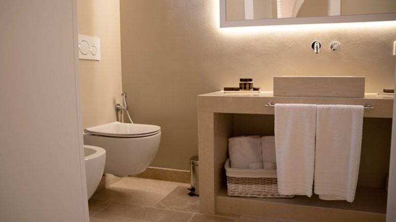 <b>Monun Hotel Suite</b>. Images powered by <a href="https://www.leonardoworldwide.com/" title="Leonardo Worldwide" target="_blank">Leonardo</a>.