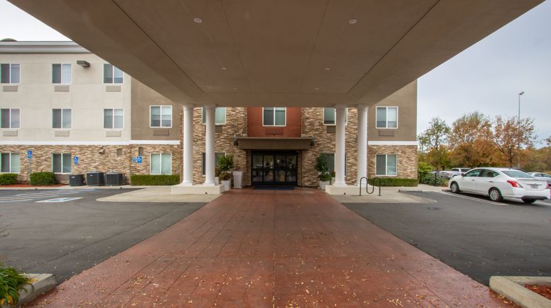 <b>Holiday Inn Express Hotel & Suites Exterior</b>. Images powered by <a href="https://www.leonardoworldwide.com/" title="Leonardo Worldwide" target="_blank">Leonardo</a>.