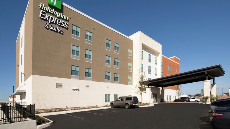 <b>Holiday Inn Express/Suites Windcrest Exterior</b>. Images powered by <a href="https://www.leonardoworldwide.com/" title="Leonardo Worldwide" target="_blank">Leonardo</a>.