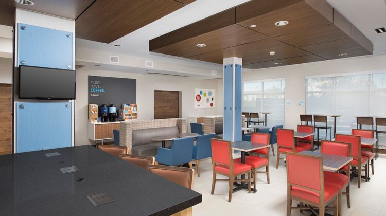 Holiday Inn Express/Suites Windcrest Restaurant