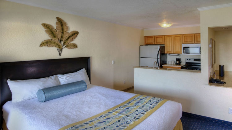 Sailport Waterfront Suites Room