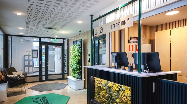 GreenStar Hotel Lobby
