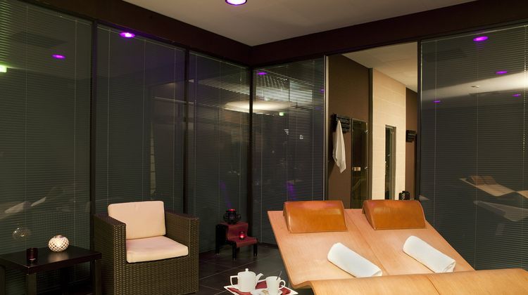 Residhome Suites Paris Senart Spa