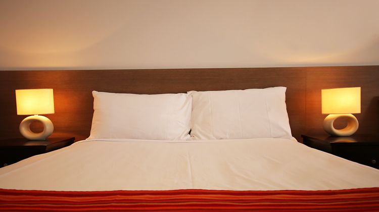 Roma Inland Motor Inn Room
