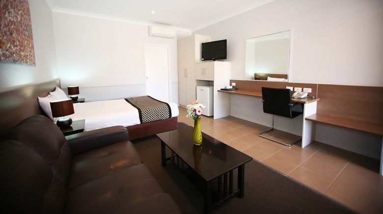 <b>Roma Inland Motor Inn Room</b>. Images powered by <a href="https://www.leonardoworldwide.com/" title="Leonardo Worldwide" target="_blank">Leonardo</a>.
