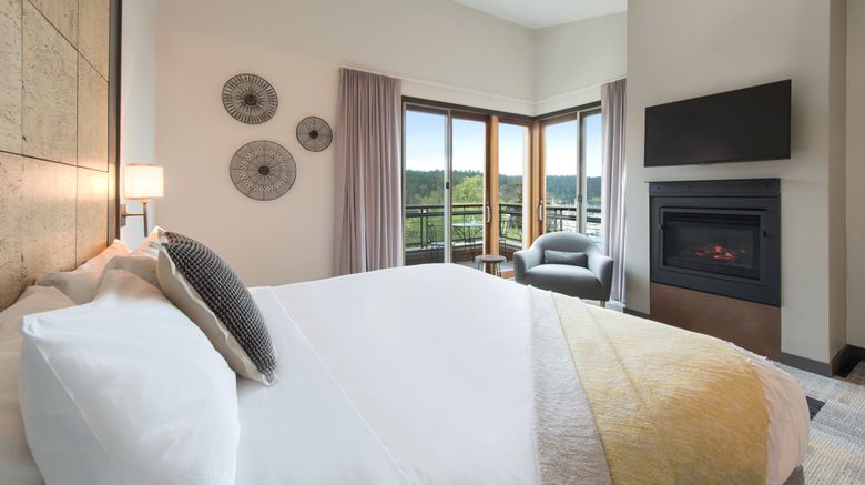 <b>Friday Harbor House Room</b>. Images powered by <a href="https://www.leonardoworldwide.com/" title="Leonardo Worldwide" target="_blank">Leonardo</a>.