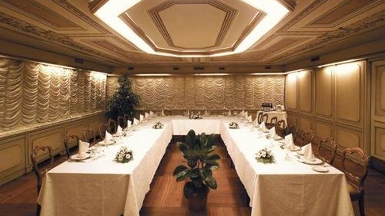 Italia Hotel Ballroom