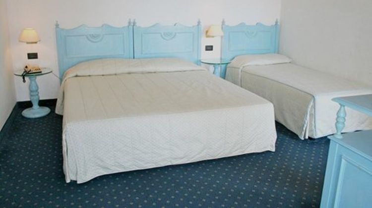 Roses Hotel Del Sole Room