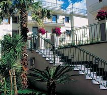 Hotel Villa Luisa Exterior