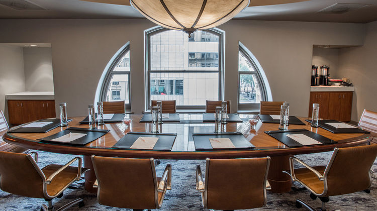 Magnolia Dallas Downtown Meeting