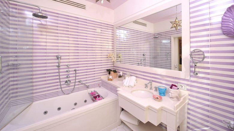 <b>Don Alfonso 1890 Room</b>. Images powered by <a href="https://www.leonardoworldwide.com/" title="Leonardo Worldwide" target="_blank">Leonardo</a>.