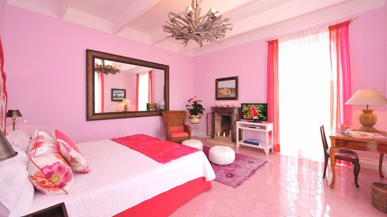 <b>Don Alfonso 1890 Suite</b>. Images powered by <a href="https://www.leonardoworldwide.com/" title="Leonardo Worldwide" target="_blank">Leonardo</a>.