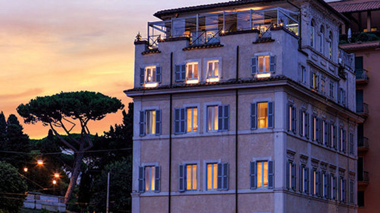 Hotel Palazzo Manfredi Exterior