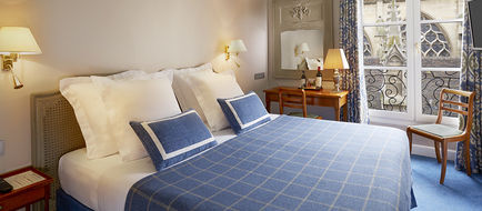 Relais Du Louvre Room