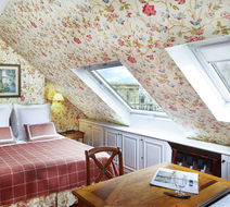 Relais Du Louvre Room