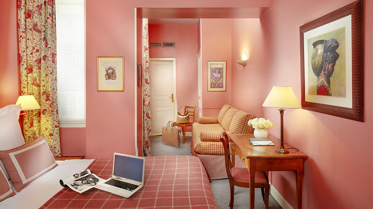 Relais Du Louvre Room