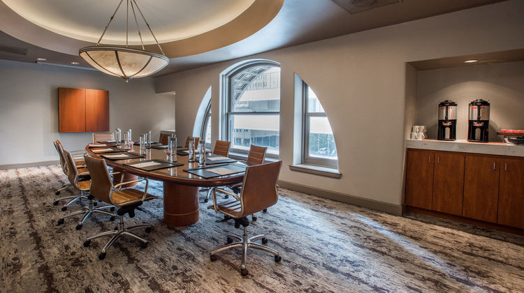 Magnolia Dallas Downtown Meeting