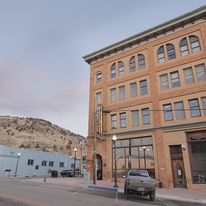 Victor Hotel