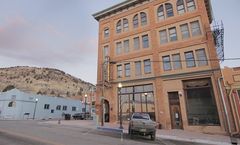 Victor Hotel