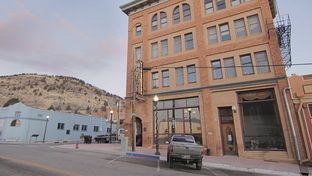 Victor Hotel