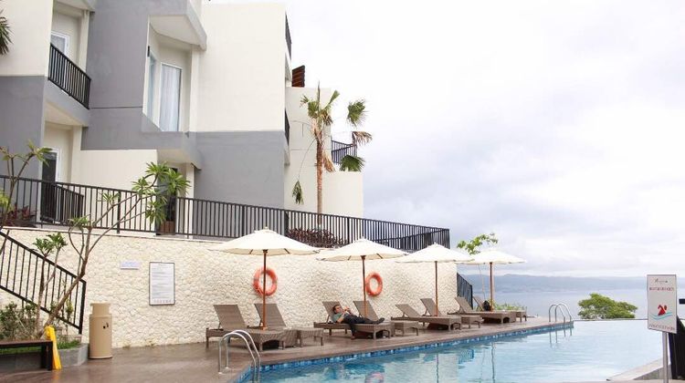 Swiss-Belinn Luwuk Pool