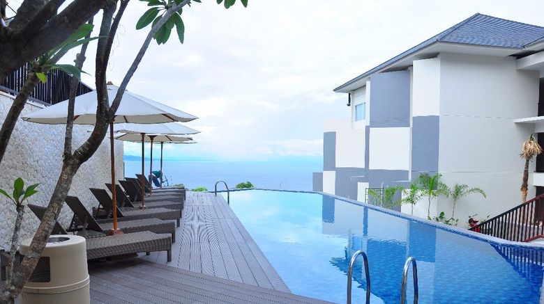 <b>Swiss-Belinn Luwuk Pool</b>. Images powered by <a href="https://www.leonardoworldwide.com/" title="Leonardo Worldwide" target="_blank">Leonardo</a>.