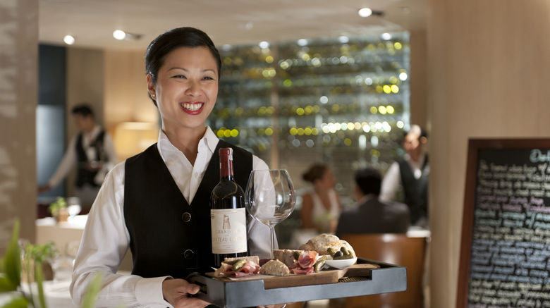 <b>Mandarin Oriental, Jakarta Restaurant</b>. Images powered by <a href="https://www.leonardoworldwide.com/" title="Leonardo Worldwide" target="_blank">Leonardo</a>.