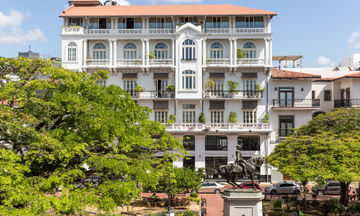 American Trade Hotel