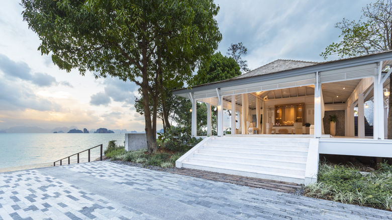 <b>Cape Kudu Hotel Lobby</b>. Images powered by <a href="https://www.leonardoworldwide.com/" title="Leonardo Worldwide" target="_blank">Leonardo</a>.