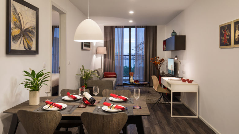 <b>Somerset West Point Hanoi Room</b>. Images powered by <a href="https://www.leonardoworldwide.com/" title="Leonardo Worldwide" target="_blank">Leonardo</a>.