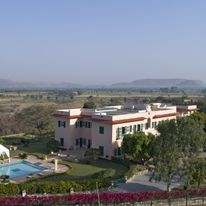 The Gateway Hotel Ramgarh Lodge Jaipur