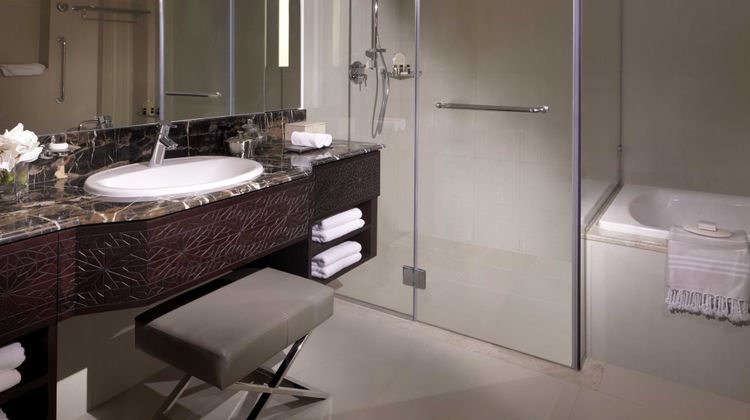 Bab Al Qasr Hotel Room