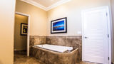<b>Carter Estate Winery Resort Room</b>. Images powered by <a href="https://www.leonardoworldwide.com/" title="Leonardo Worldwide" target="_blank">Leonardo</a>.