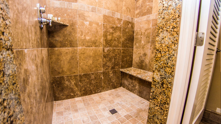 Carter Estate Winery Resort Room