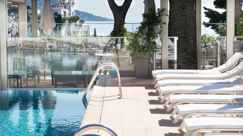 <b>Royal-Riviera Hotel Pool</b>. Images powered by <a href="https://www.leonardoworldwide.com/" title="Leonardo Worldwide" target="_blank">Leonardo</a>.