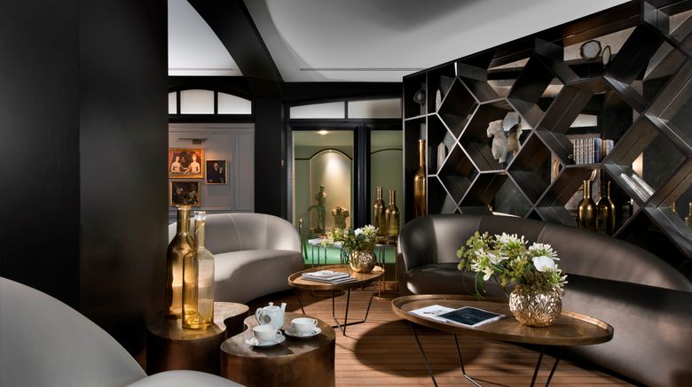 <b>The Hotel Fouquet's Barriere Spa</b>. Images powered by <a href=https://www.travelagewest.com/Hotels/Paris/
