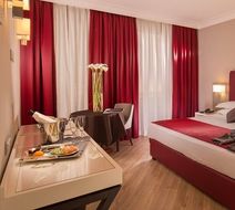 Ludovisi Palace Hotel Room