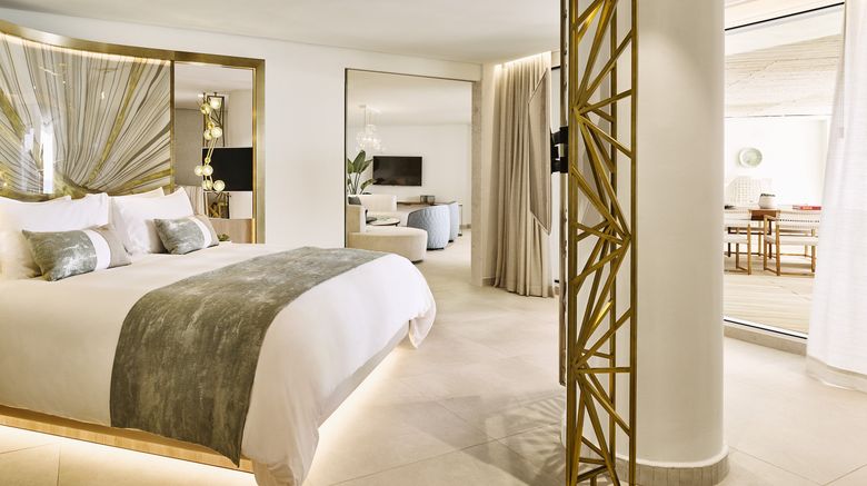 <b>Nobu Hotel Ibiza Bay Suite</b>. Images powered by <a href="https://www.leonardoworldwide.com/" title="Leonardo Worldwide" target="_blank">Leonardo</a>.