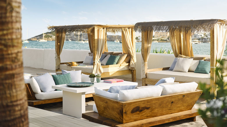 <b>Nobu Hotel Ibiza Bay Pool</b>. Images powered by <a href="https://www.leonardoworldwide.com/" title="Leonardo Worldwide" target="_blank">Leonardo</a>.