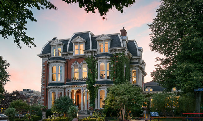 The Mansion on Delaware Avenue Exterior