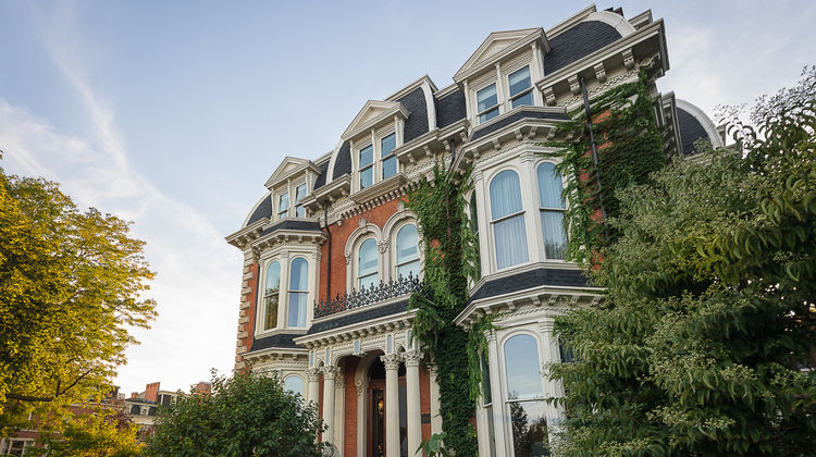 The Mansion on Delaware Avenue Exterior