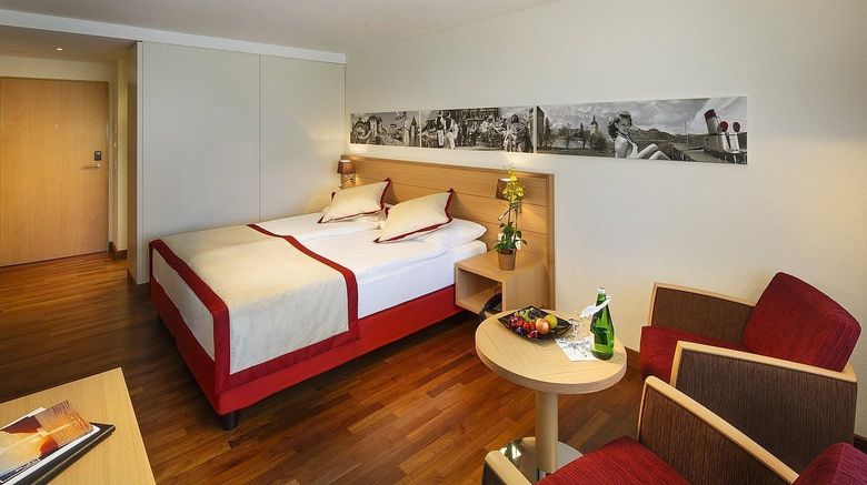 <b>Swiss Holiday Park Room</b>. Images powered by <a href="https://www.leonardoworldwide.com/" title="Leonardo Worldwide" target="_blank">Leonardo</a>.
