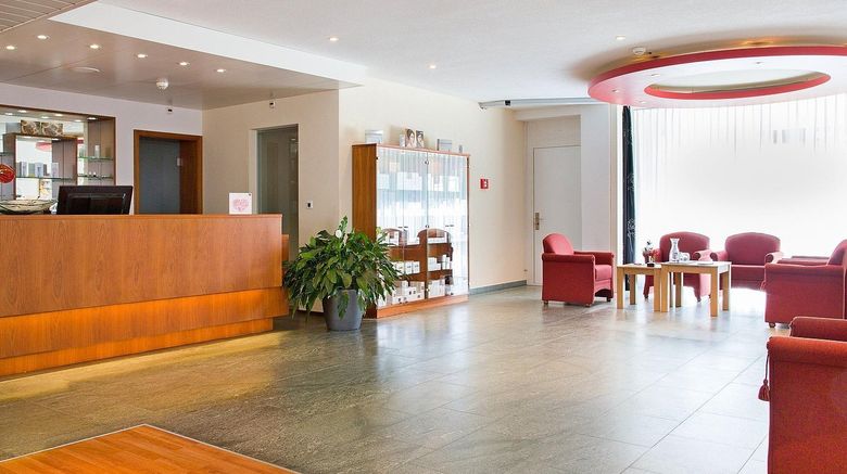 <b>Swiss Holiday Park Lobby</b>. Images powered by <a href="https://www.leonardoworldwide.com/" title="Leonardo Worldwide" target="_blank">Leonardo</a>.
