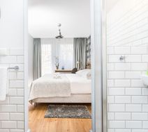 Smart Hotel Garnizon Room
